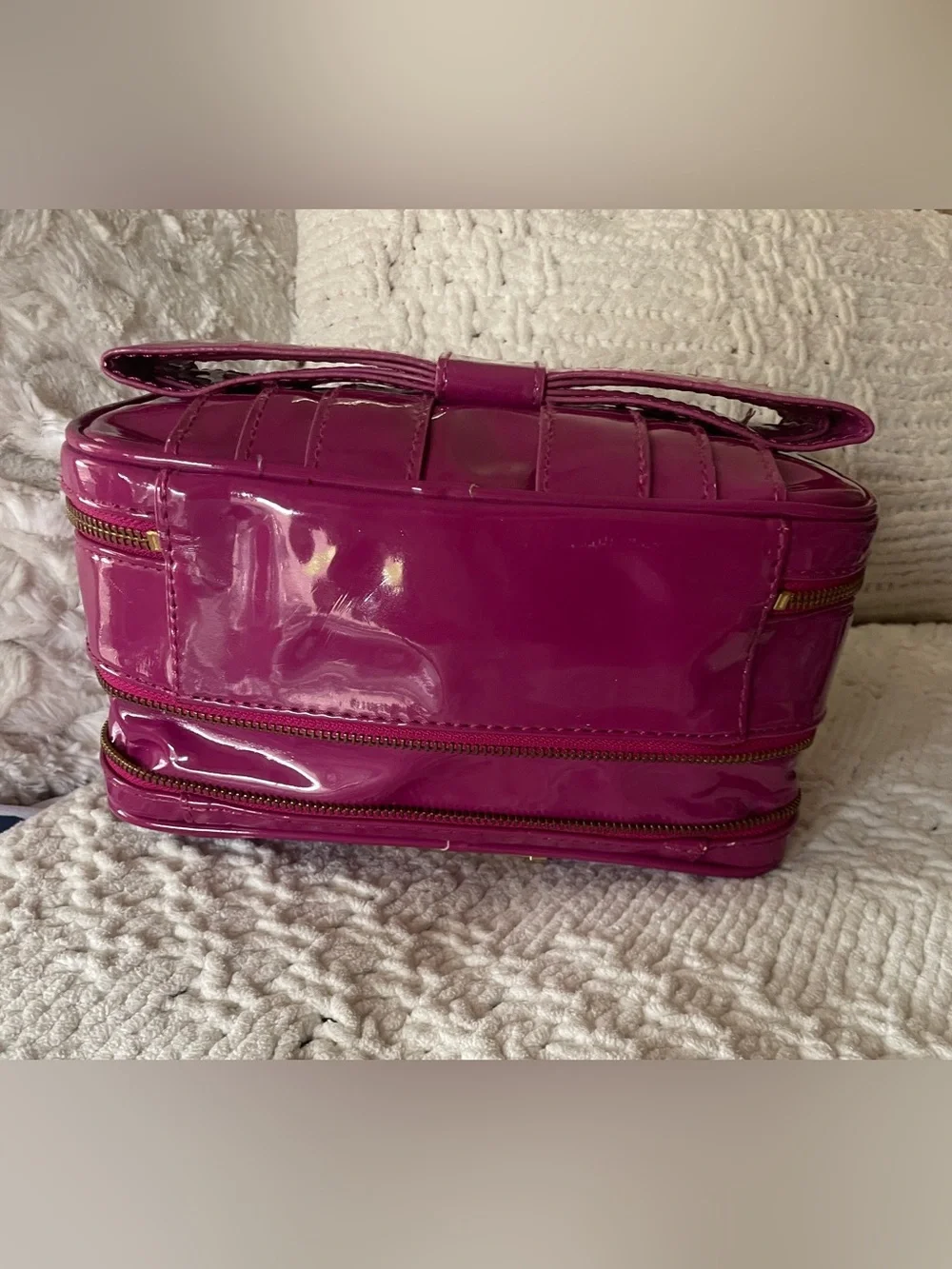ZAC Zac Posen Patent Cosmetic Case / Makeup Bag – Fuchsia